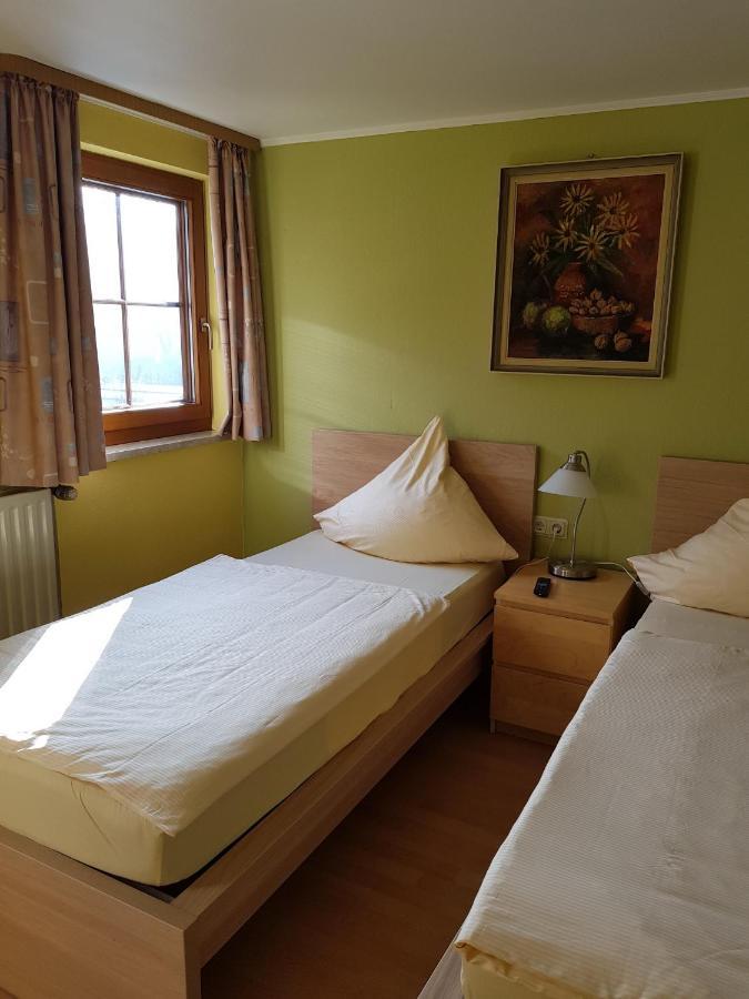 Camping De L'Our Appartements Vianden Exterior photo